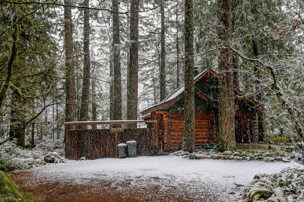 Zoe'S Log Cabin Welches Exterior photo