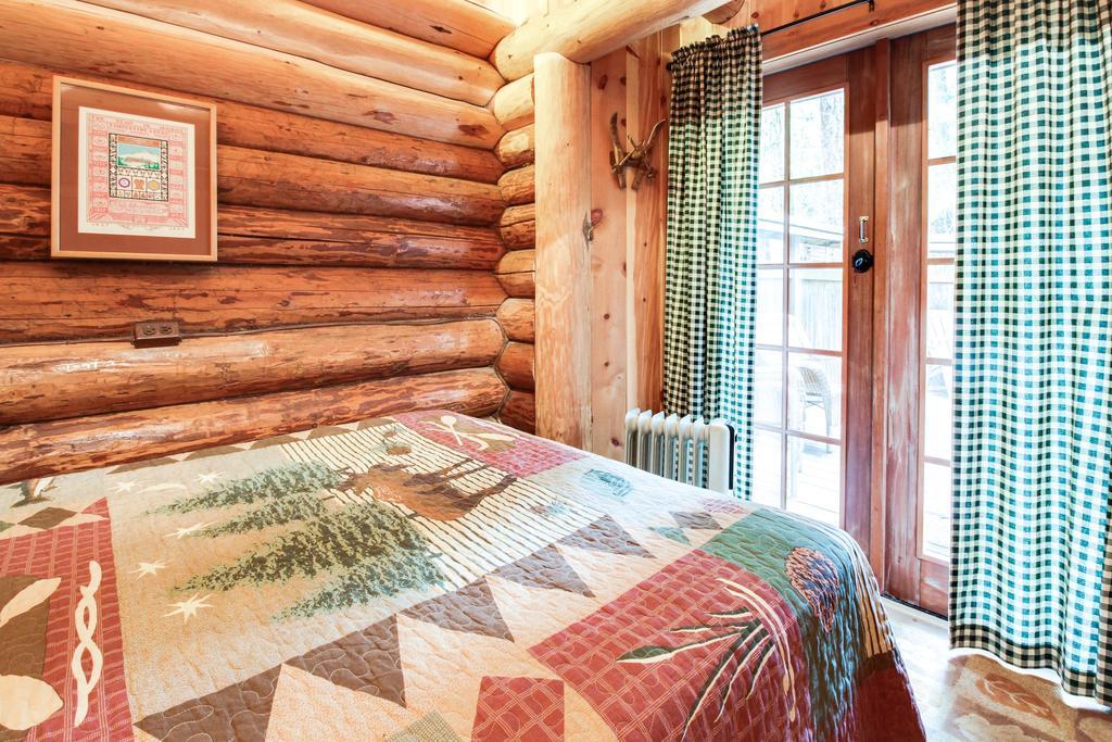 Zoe'S Log Cabin Welches Exterior photo